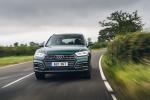Audi Q5 55 TFSI e Quattro S-Line 2019 года (UK)